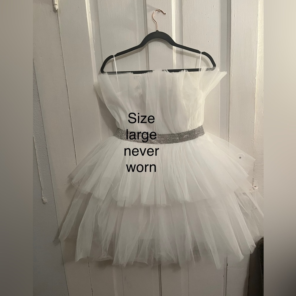 White tulle dress - Picture 2 of 2